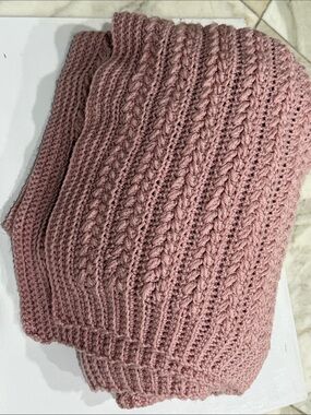 Blush Pink Crochet  🧶 Knit Throw Blanket 62” by 40” stunning